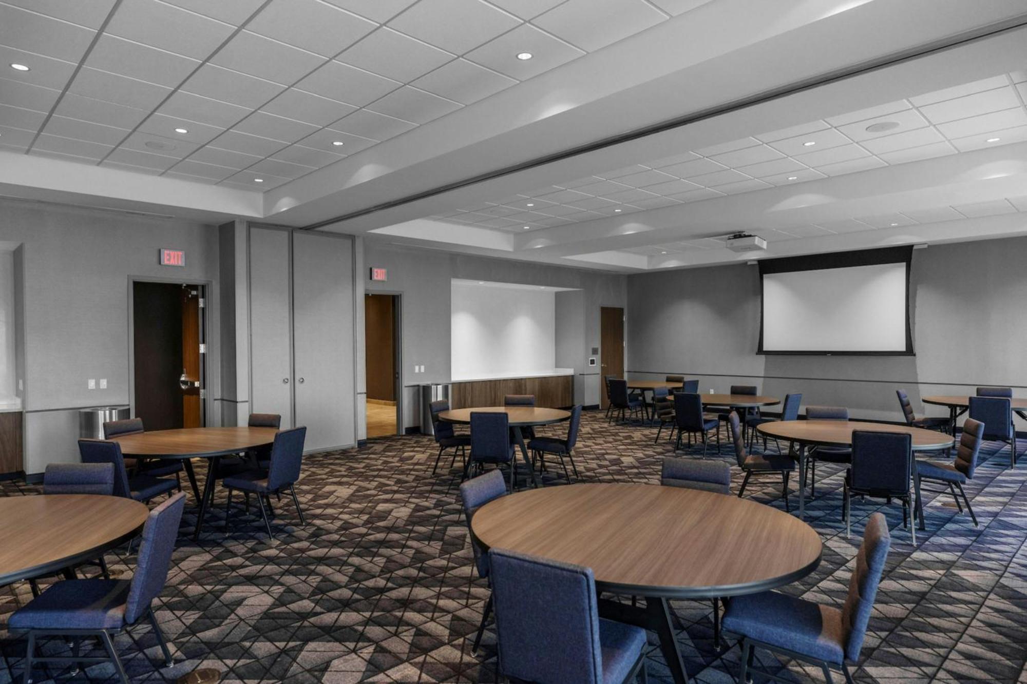 Courtyard By Marriott Indianapolis ฟิชเชอร์ส ภายนอก รูปภาพ