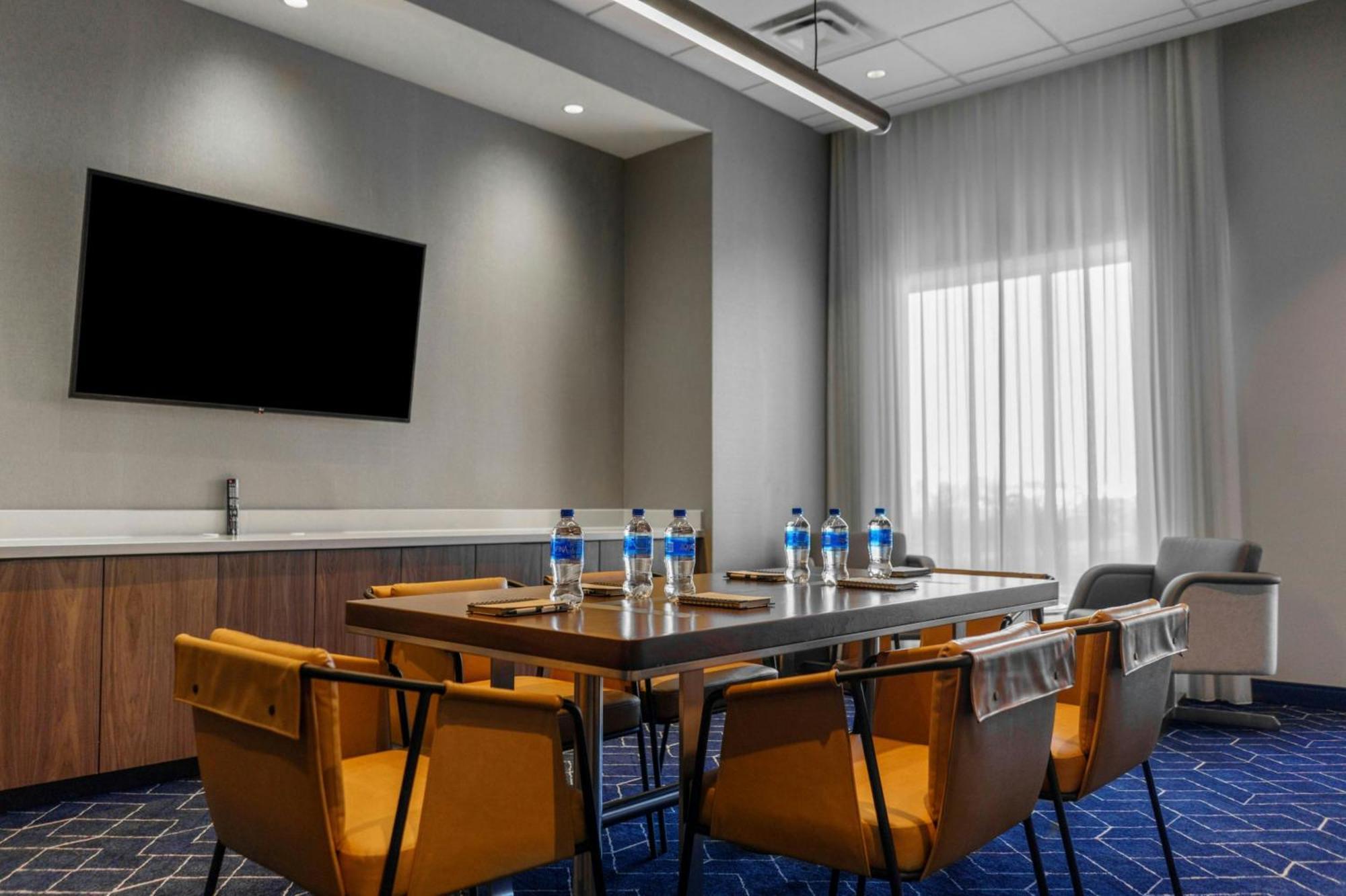 Courtyard By Marriott Indianapolis ฟิชเชอร์ส ภายนอก รูปภาพ